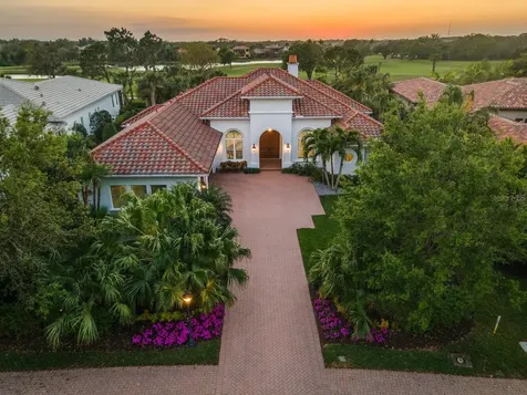 9224 Mcdaniel Lane Sarasota FL 34240