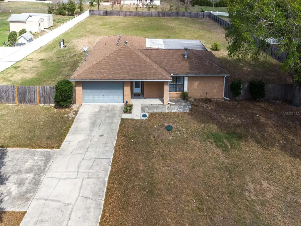 5221 Lake Griffin Road Lady Lake FL 32159