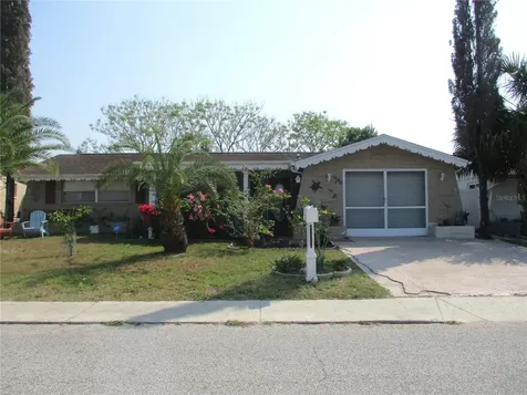9004 Sterling Lane Port Richey FL 34668