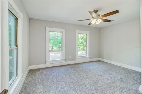 1701 W Lowry Avenue Plant City FL 33563