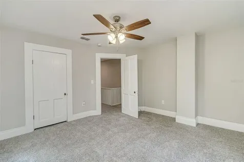 1701 W Lowry Avenue Plant City FL 33563