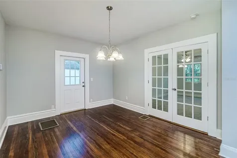 1701 W Lowry Avenue Plant City FL 33563
