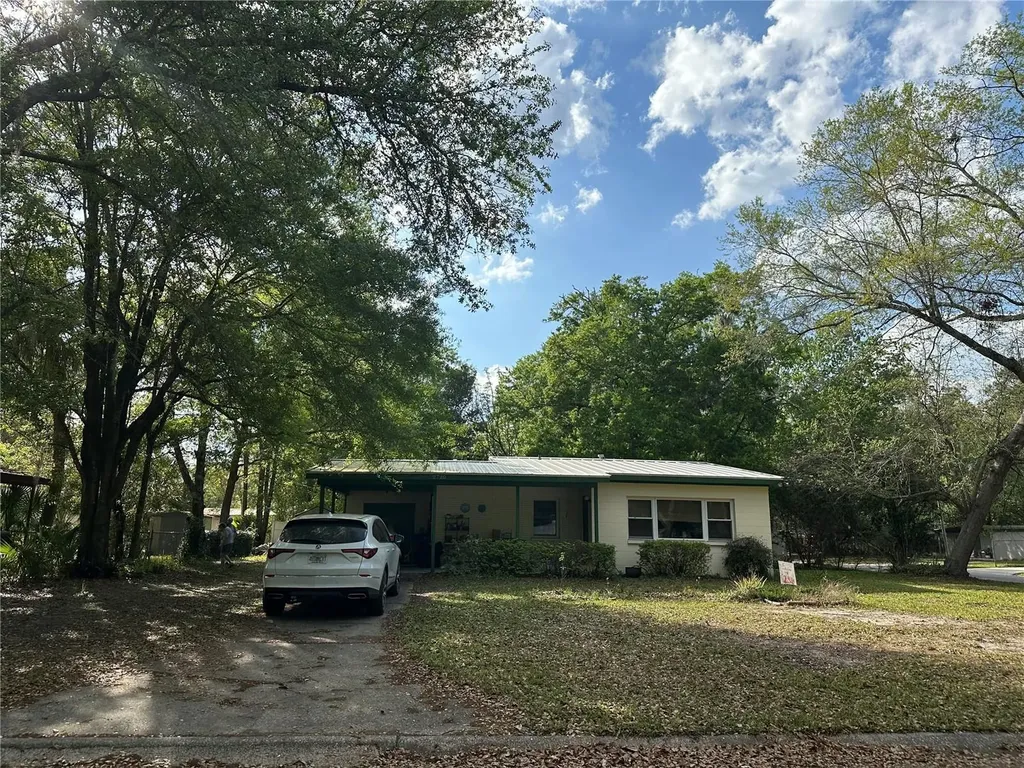 2720 NE 11th Street Gainesville FL 32609