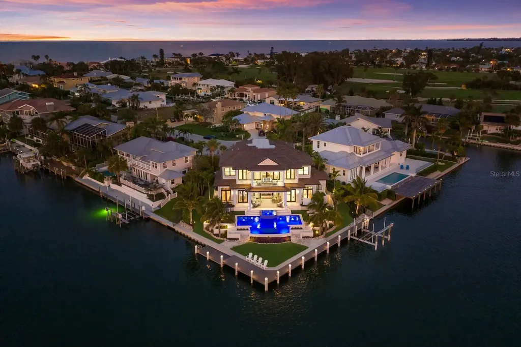 621 North Point Drive Holmes Beach FL 34217
