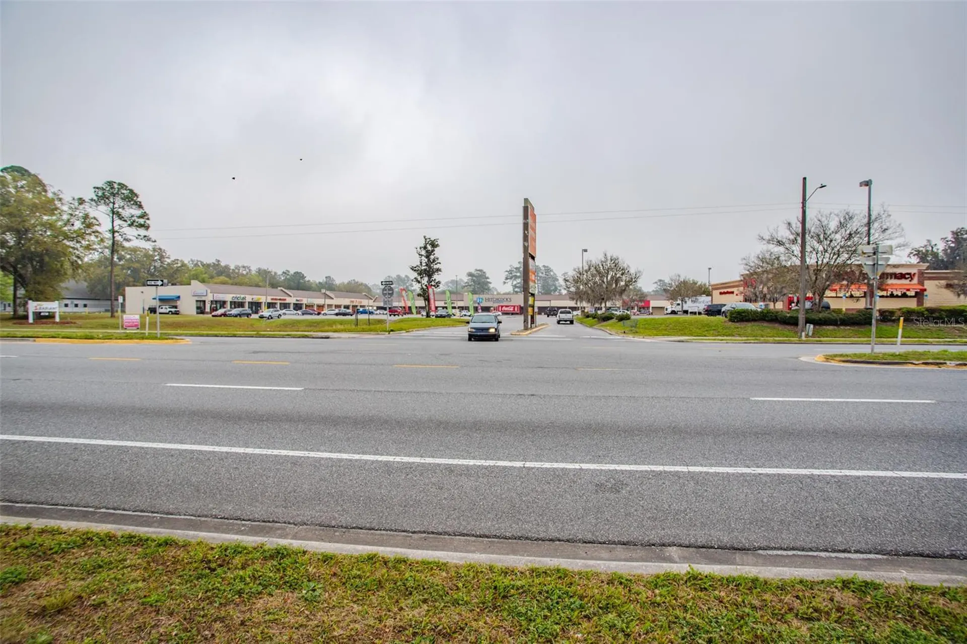 6004 SE Us Highway 301 Hawthorne FL 32640