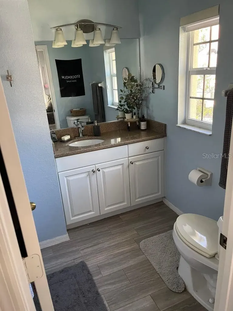8389 Wingate Drive Sarasota FL 34238