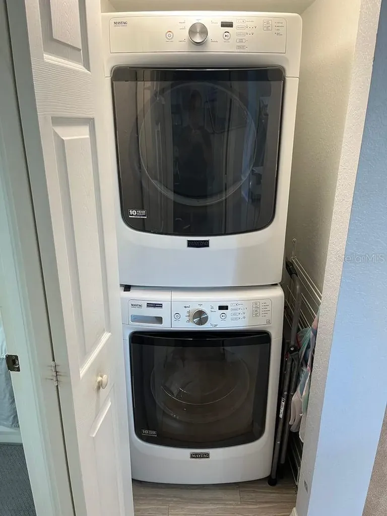 8389 Wingate Drive Sarasota FL 34238