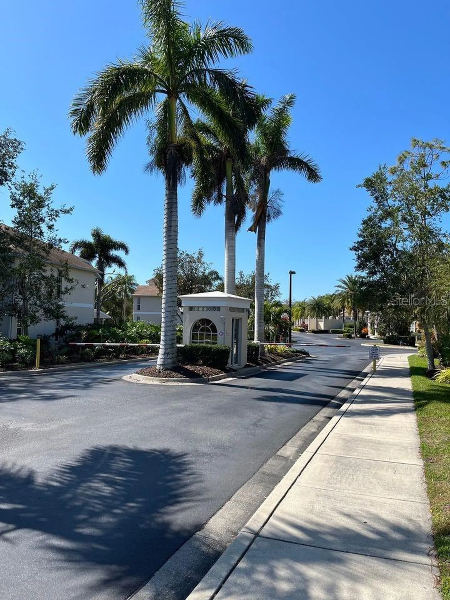8389 Wingate Drive Sarasota FL 34238