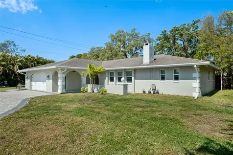 7211 N Leewynn Drive Sarasota FL 34240