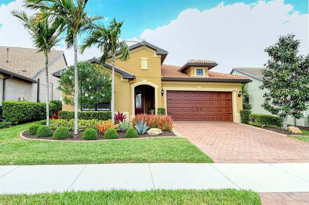 5948 Snowy Egret Drive Sarasota FL 34238