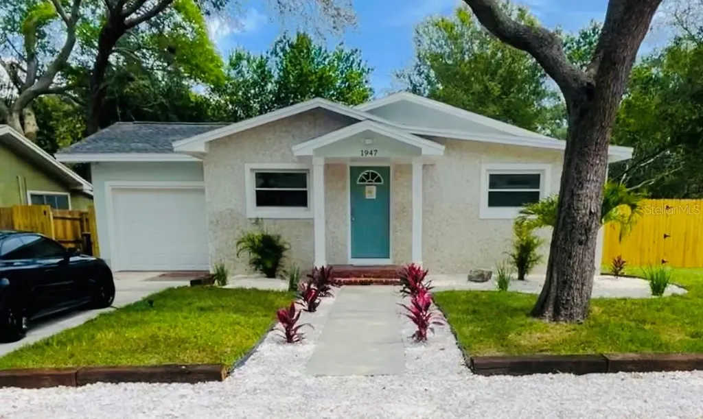 1947 Chenango Avenue Clearwater FL 33755