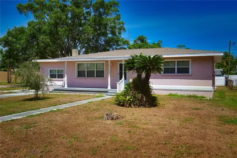 5181 48th Avenue N St Petersburg FL 33709