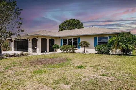 1221 Cambridge Drive Venice FL 34293