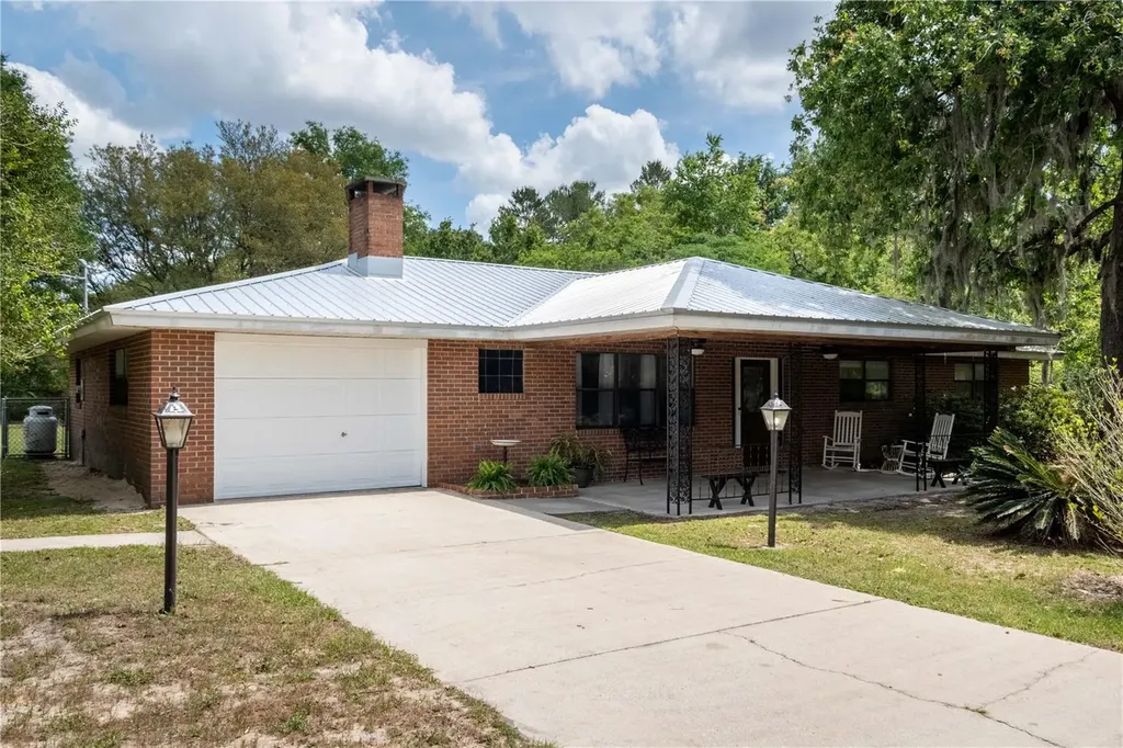 5769 NE 52nd Place High Springs FL 32643