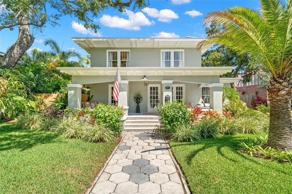 535 13th Avenue NE St Petersburg FL 33701