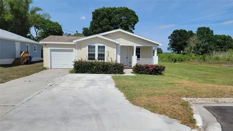 3153 70th Avenue N St Petersburg FL 33702