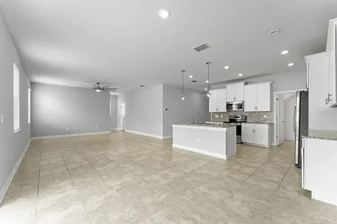 4679 Fairy Tale Circle Kissimmee FL 34746