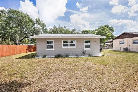 5418 4th Street Zephyrhills FL 33542