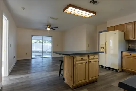711 Laurel Way Casselberry FL 32707