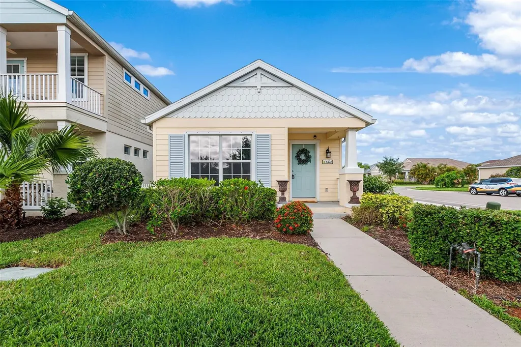6428 Autumn Woods Way Sarasota FL 34243