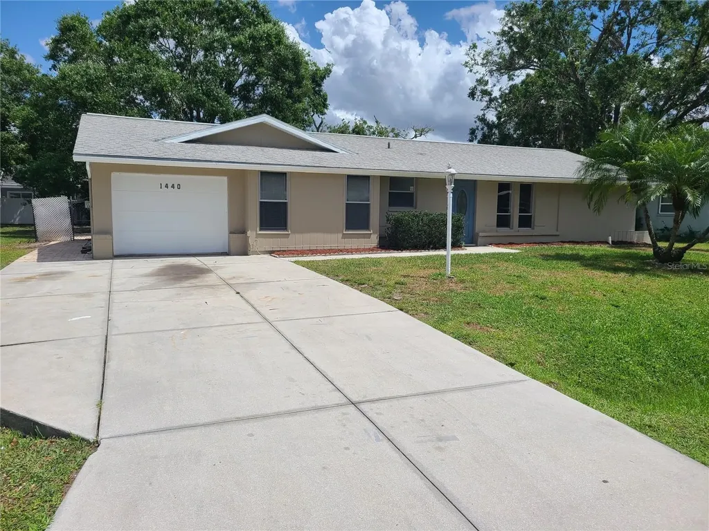 1440 Russell Avenue Sarasota FL 34232