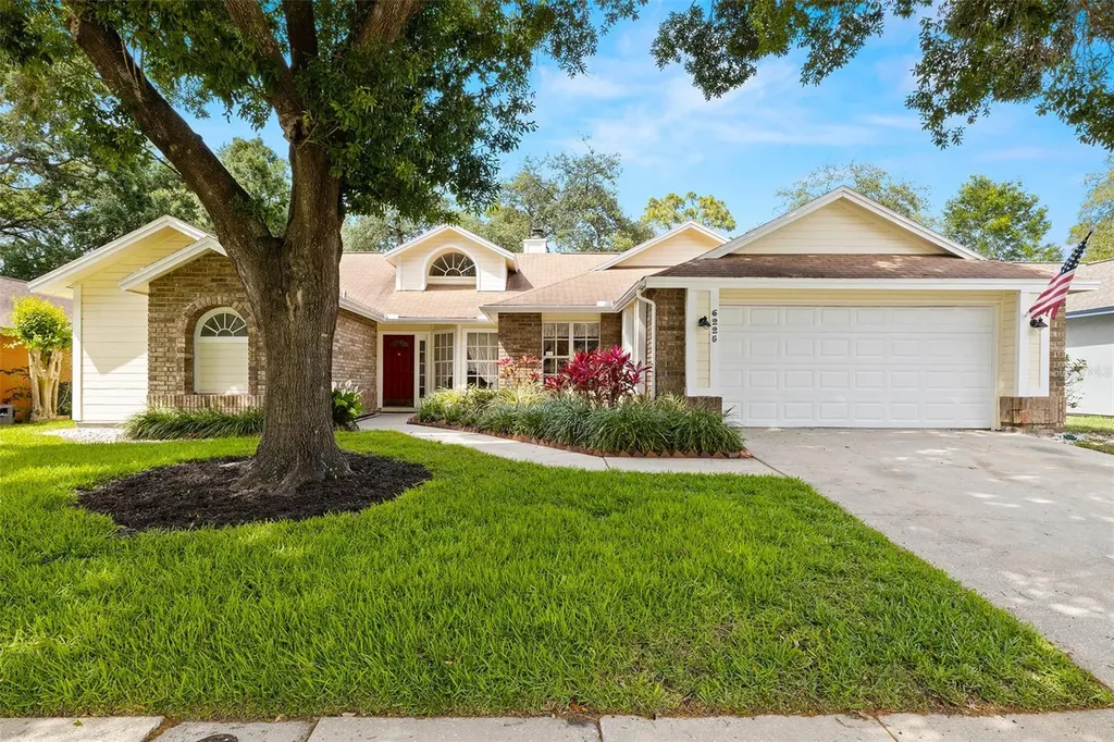 6225 Eaglebrook Avenue Tampa FL 33625