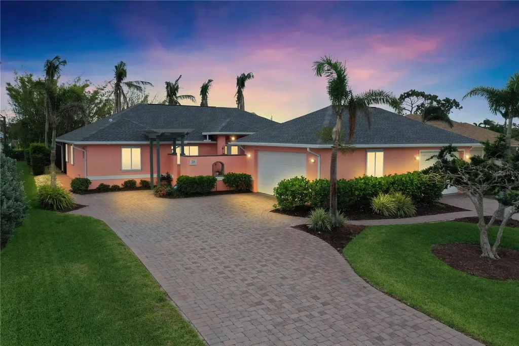 224 Rotonda Boulevard N Rotonda West FL 33947