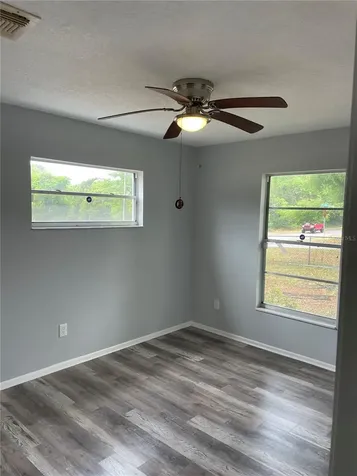 240 W 10th Street Apopka FL 32703