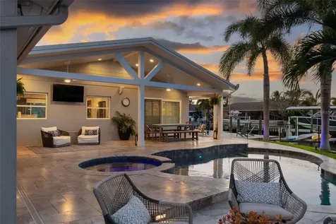 1481 49th Avenue NE St Petersburg FL 33703