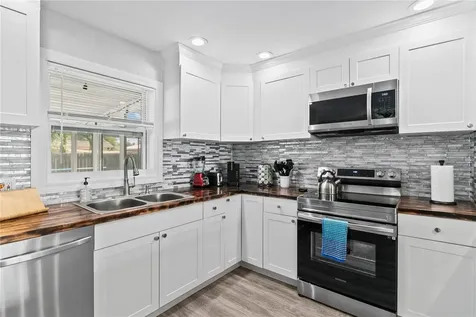 8404 43rd Avenue Terrace W Bradenton FL 34209