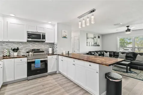 8404 43rd Avenue Terrace W Bradenton FL 34209