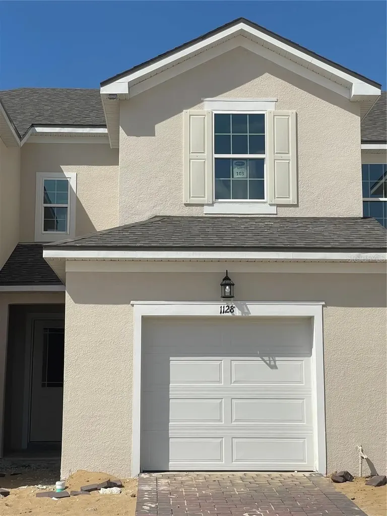 1128 Lakeshore Breeze Place Kissimmee FL 34747