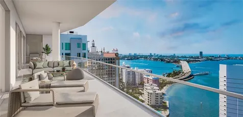 555 Quay Common Sarasota FL 34236