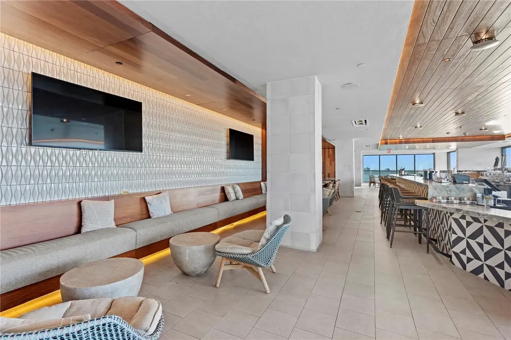 691 S Gulfview Boulevard Clearwater Beach FL 33767