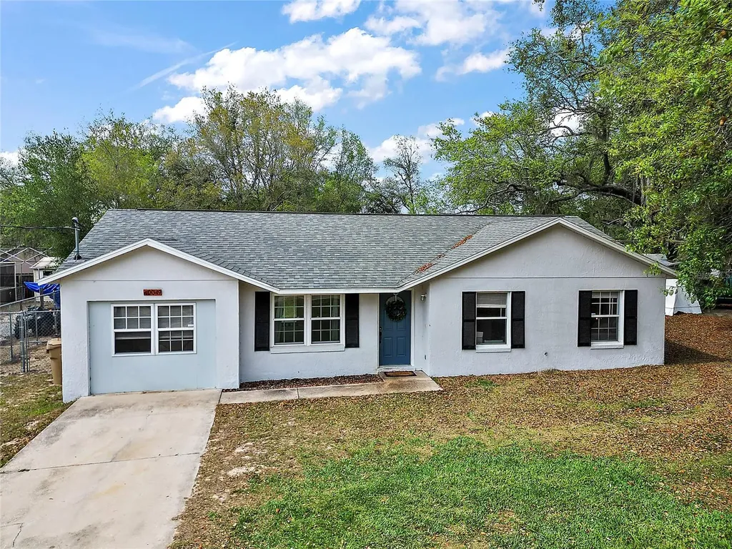 40049 Palm Street Lady Lake FL 32159