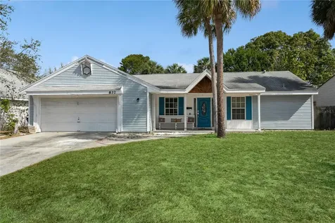 637 Surrey Way S St Petersburg FL 33705