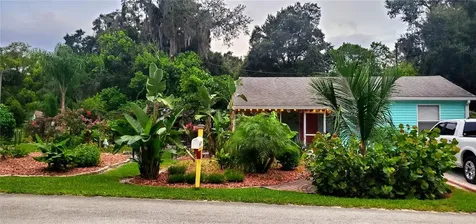 5515 16th Street Zephyrhills FL 33542