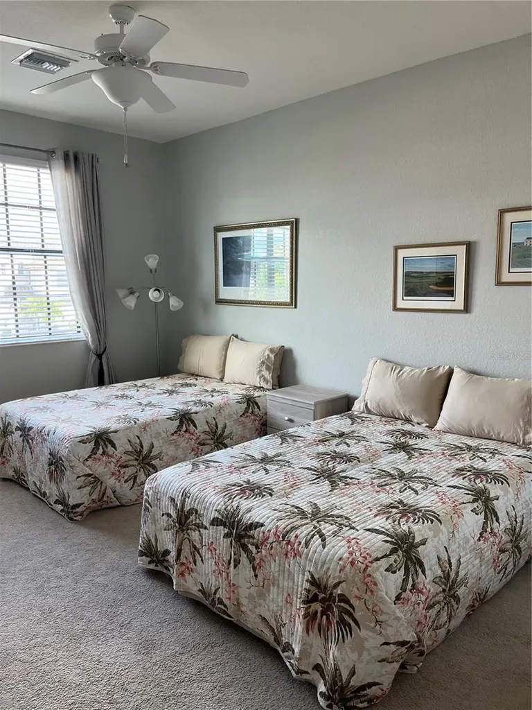5814 Wake Forest Run Bradenton FL 34211