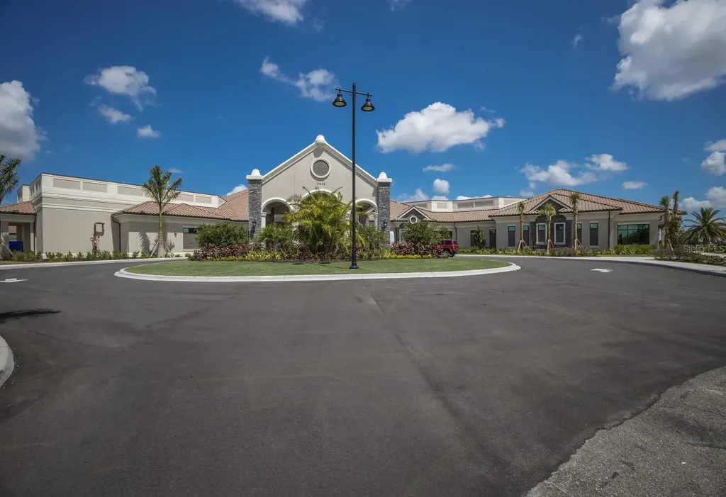 5814 Wake Forest Run Bradenton FL 34211