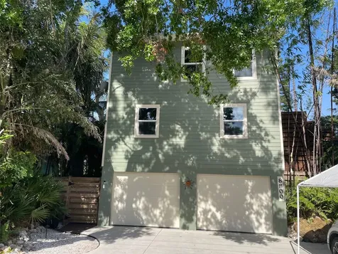 8800 Pohoy Avenue Sarasota FL 34231