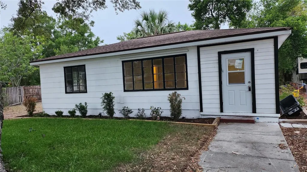 505 52nd Avenue S St Petersburg FL 33705