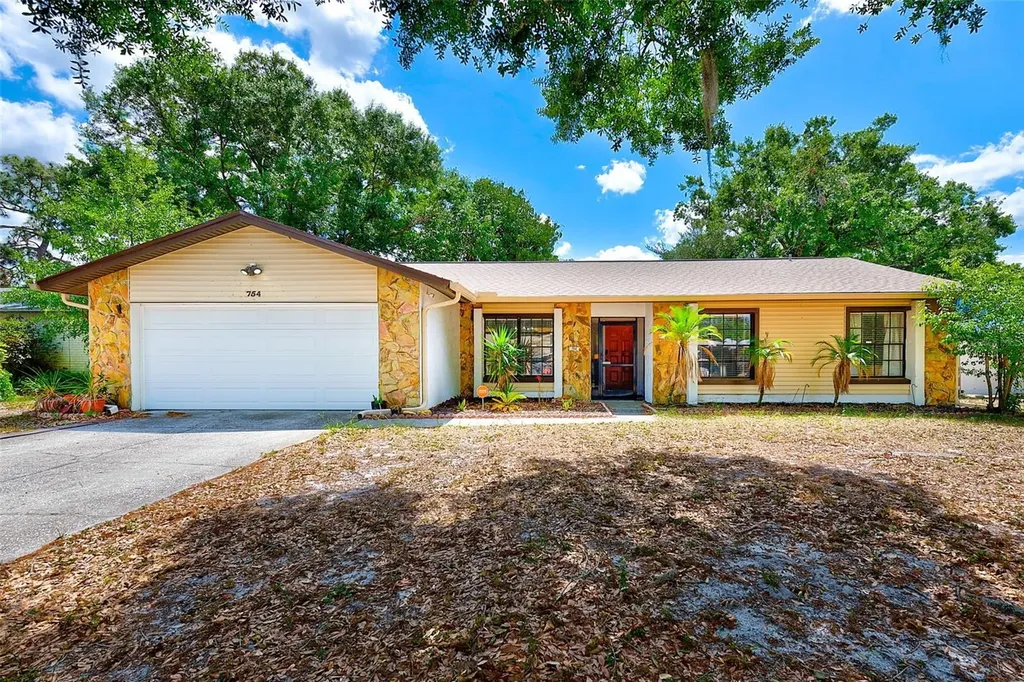 754 Caliente Drive Brandon FL 33511