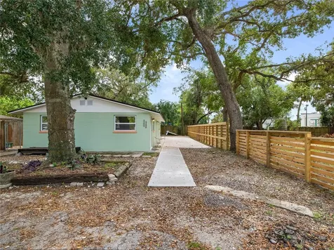 2022 9th Street Sarasota FL 34237