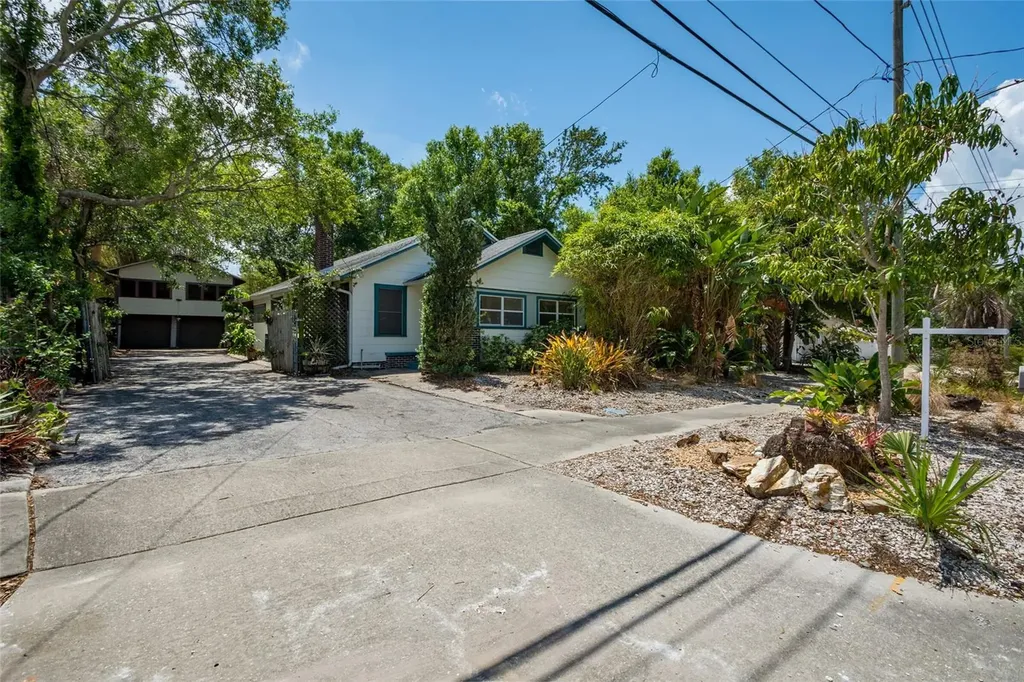 909 Druid Road E Clearwater FL 33756