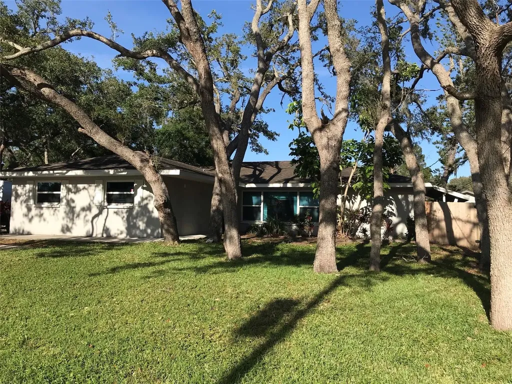 2635 Sweetland Avenue Sarasota FL 34232