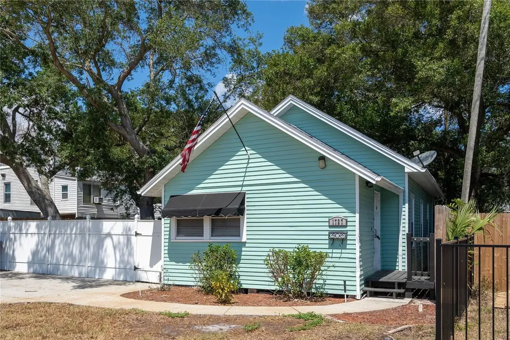 1727 31st Avenue N St Petersburg FL 33713