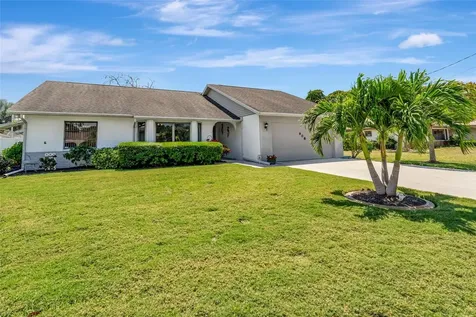 908 67th Avenue Terrace W Bradenton FL 34207
