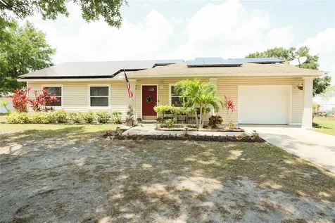 1521 Elmwood Avenue Kissimmee FL 34744