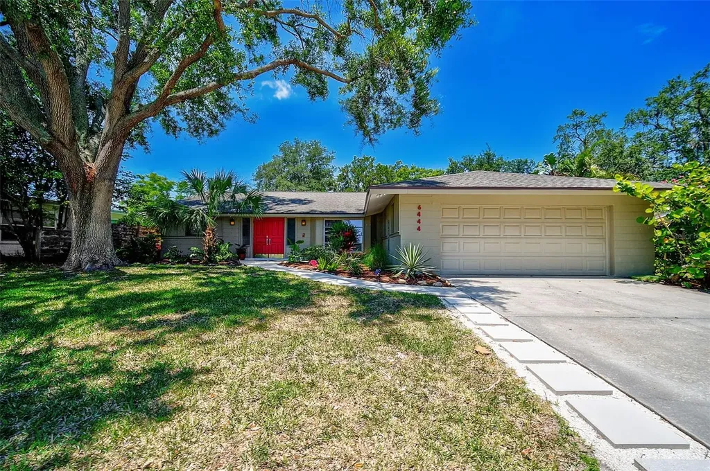 6444 Seagate Avenue Sarasota FL 34231