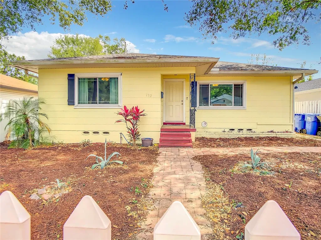 170 22nd Avenue N St Petersburg FL 33704